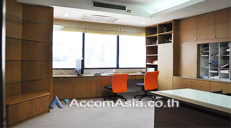 5  Office Space For Rent in Ratchadapisek ,Bangkok MRT Thailand Cultural Center at RS Tower AA14812
